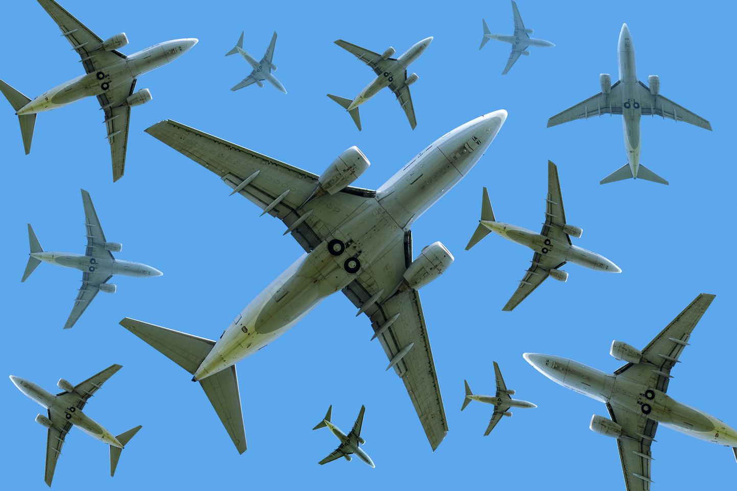 Euroopa Komisjon on asunud tegutsema, et teha lõpp lennufirmade lisatasude küsimisele reisijatelt.