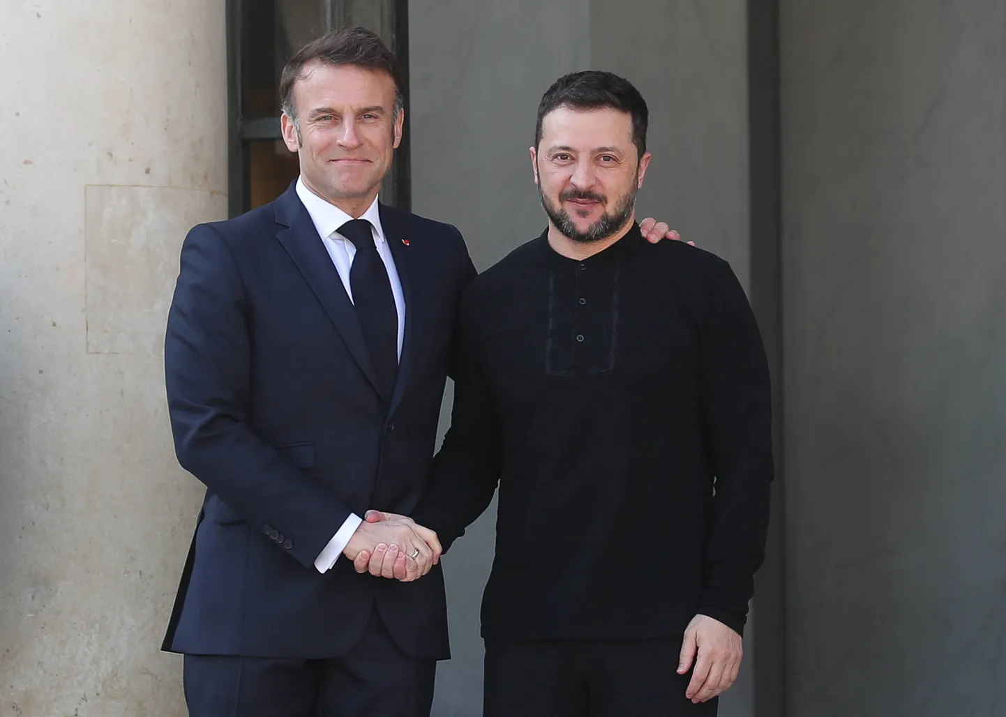 Emmanuel Macron ja Volodõmõr Zelenskõi möödunud kuul Pariisis.