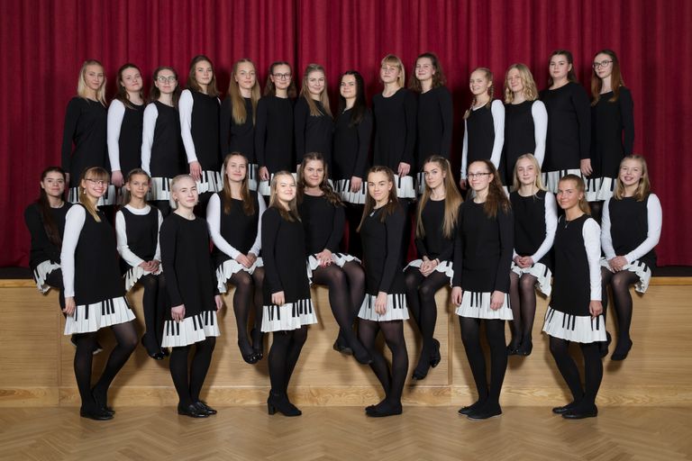 Pärnu muusikakooli neidudekoor Argentum Vox pälvis 16. rahvusvahelisel Veneetsia koorikonkursil-festivalil Venezia in Musica kategooria kulddiplomi ja oma kategooria võitja tiitli.