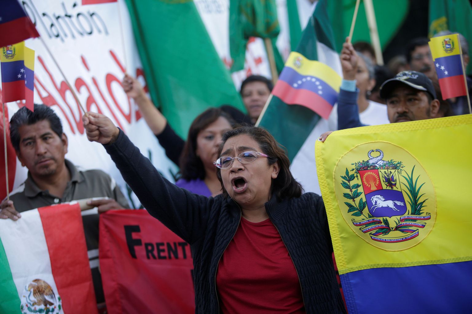 Venetsueelat on haaranud protestide laine.