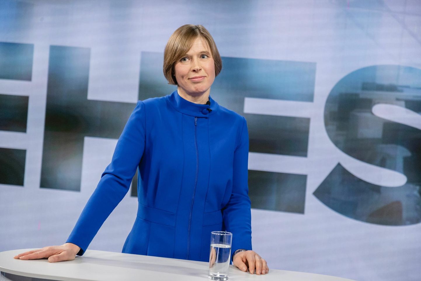 Ukraina presidendi Volodõmõr Zelenskõi kuulus lause, et küüti pole vaja, andke mulle moona, muutis mõtlemist, ütleb president Kersti Kaljulaid.