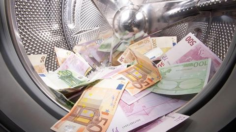 Мошенники выманили в прошлом году миллионы евро