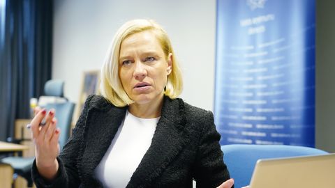 Ko atklāj VID ģenerāldirektores Šmites-Roķes amatpersonas deklarācija