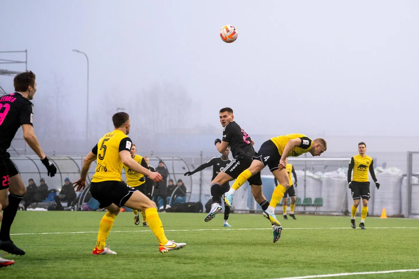 Pärnu Vaprus tegi Nõmme Kaljuga koduväljakul 1:1 viigi.