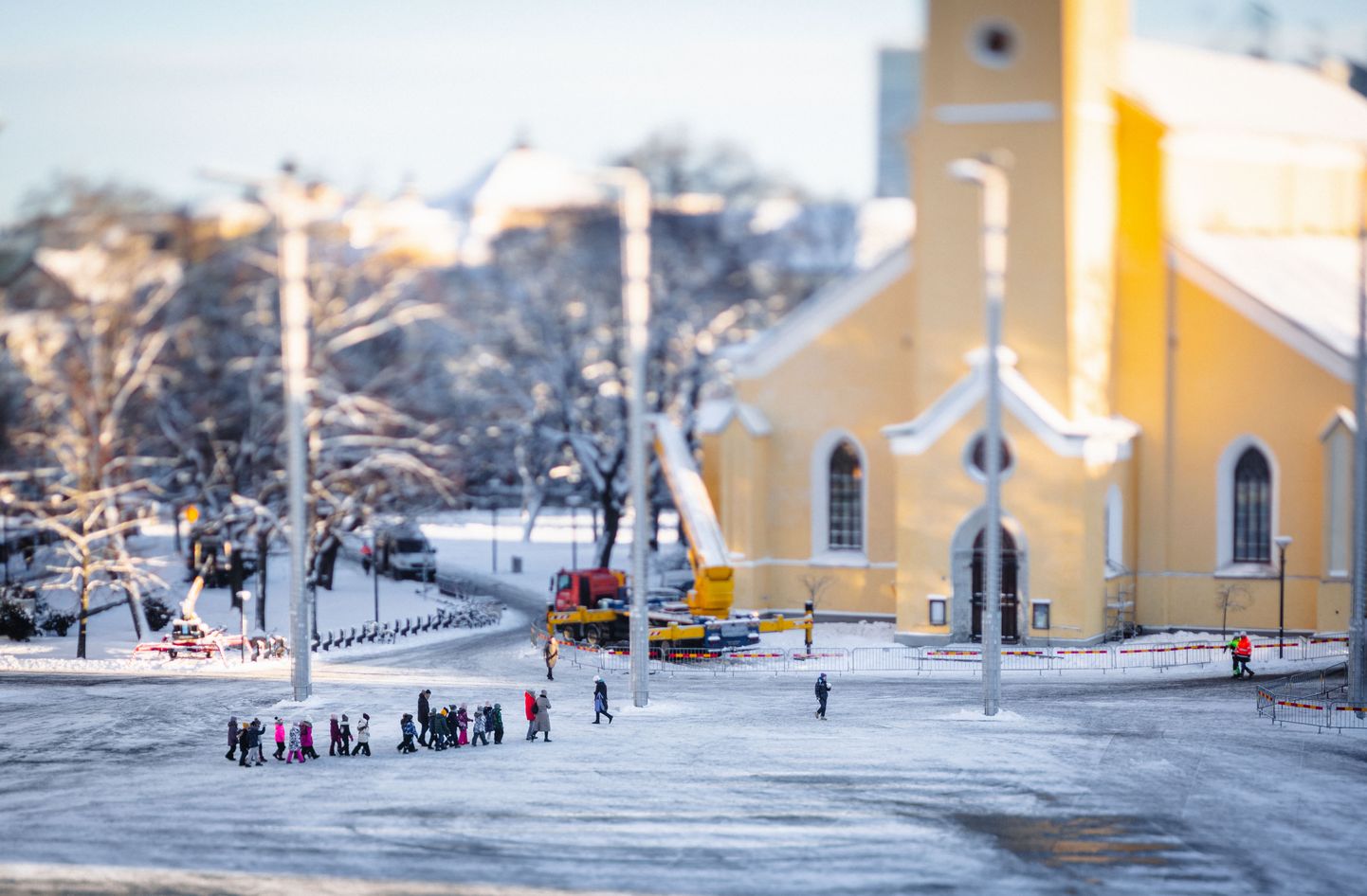 Морозный зимний день в центре Таллинна в декабре 2022 года.