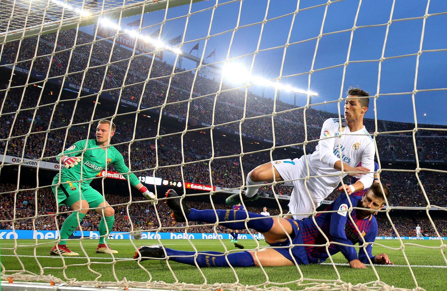 Cristiano Ronaldo lõi 2:2 viigiga lõppenud El Clasicos 1:1 värava.