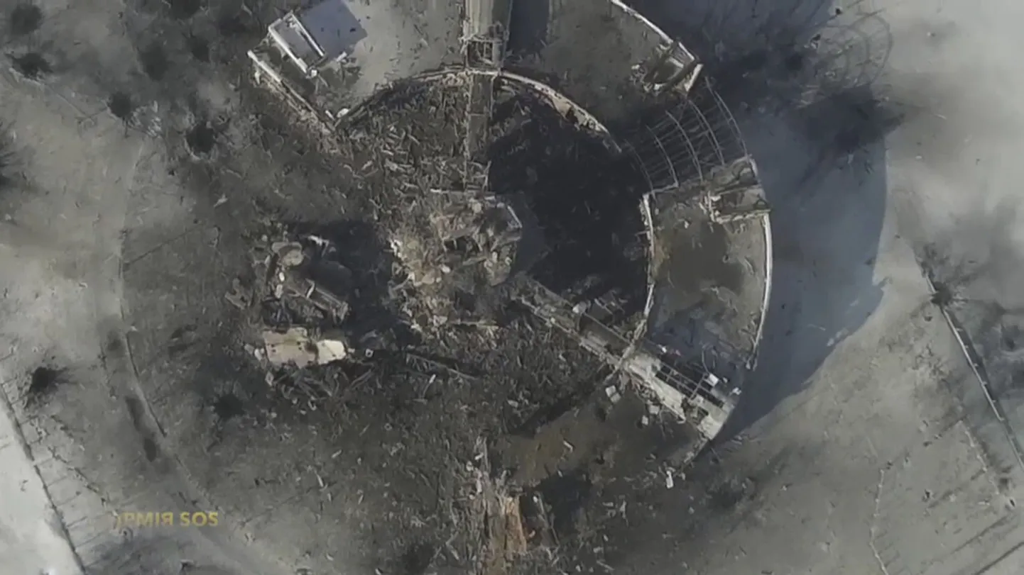 Развалины Донецкого аэропорта.