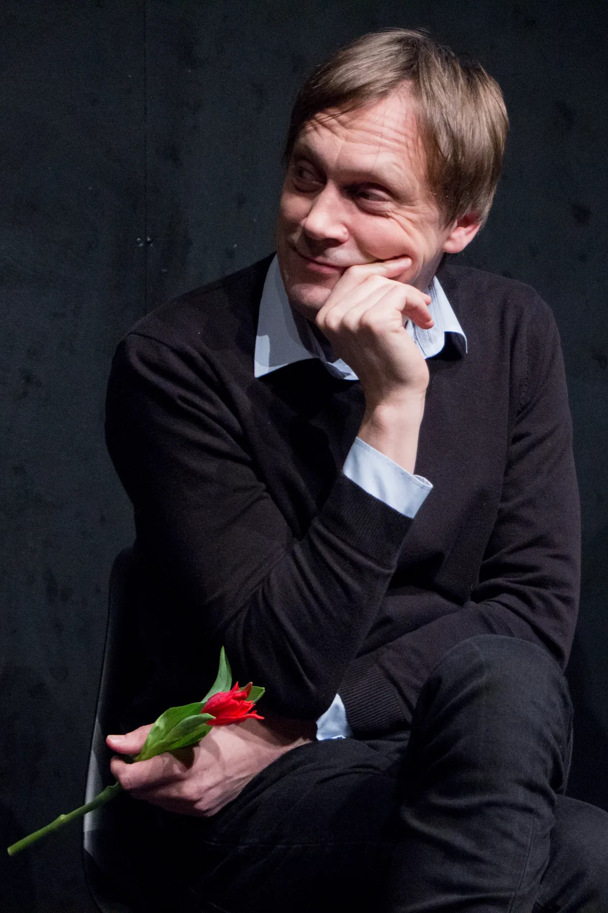 Gert Raudsep NO99 lavastuses «NO44 FANTASTIKA».