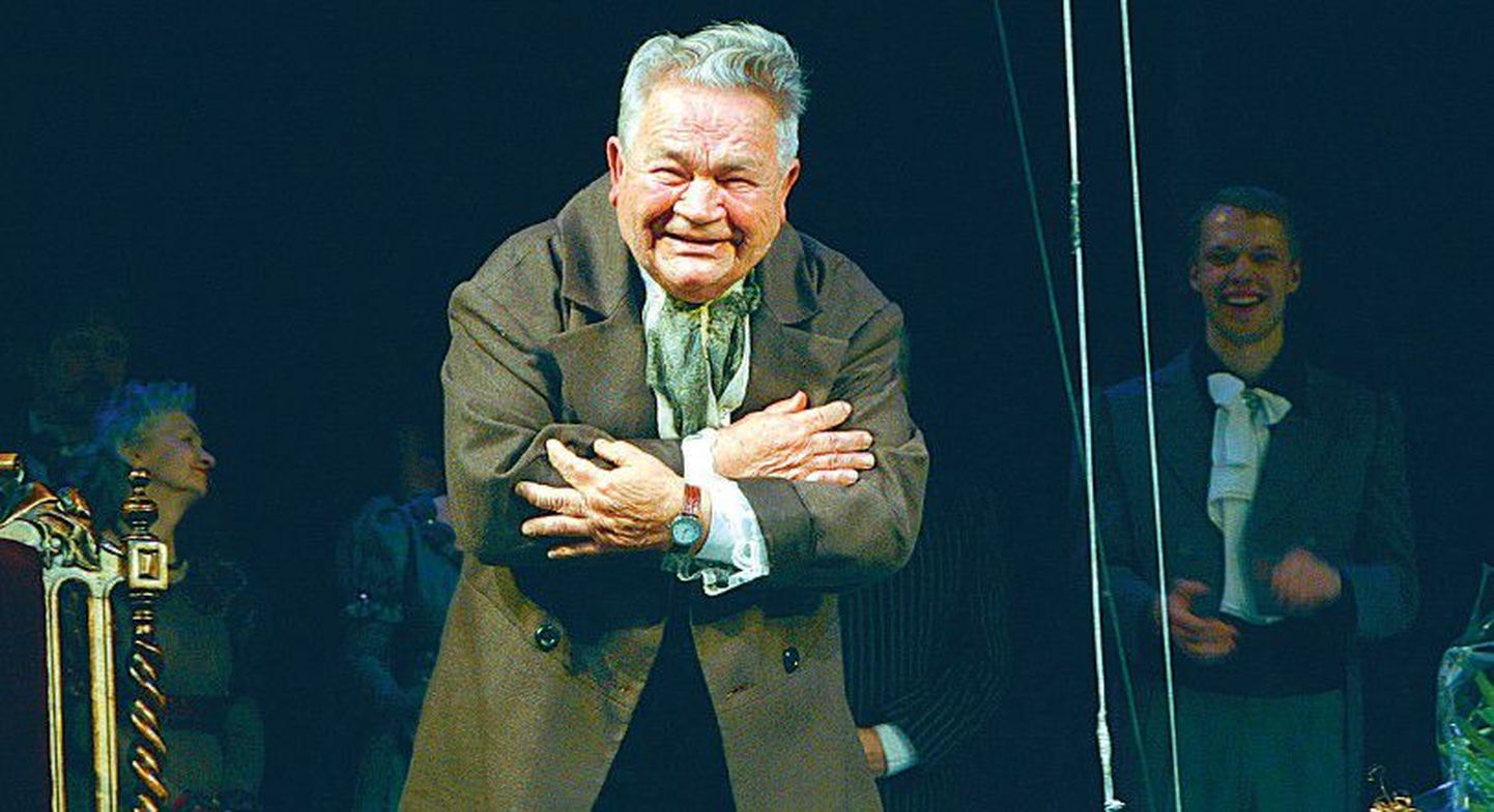 Jaanus Orgulase 80. sünnipäeva tähistati 2007. aastal Eesti Draamateatris etendusega «Gösta Berlingi saaga».