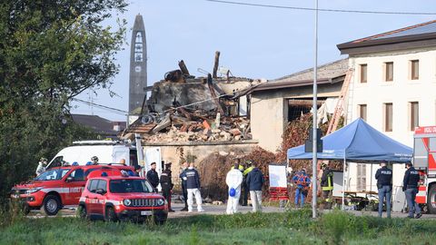 Sprādzienā Itālijā dzīvību zaudējuši vairāki policisti