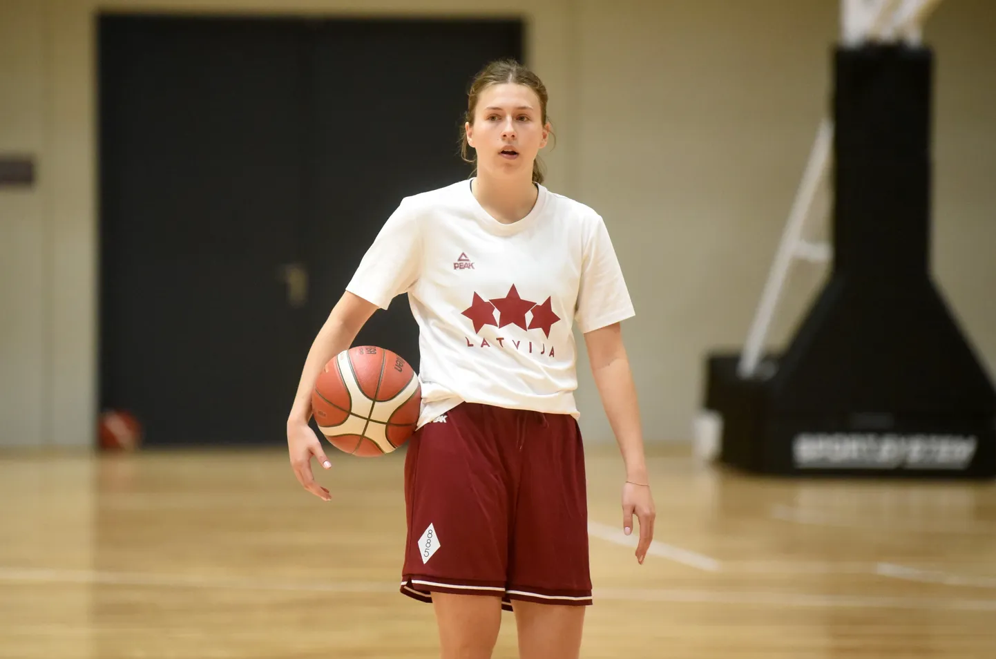 Latvijas sieviešu basketbola izlases spēlētāja Vanesa Jasa