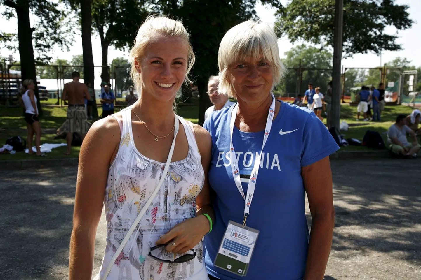 Koostöö Tšehhis Ostravas kergejõustiku U23 Euroopa meistrivõistlustel uut isiklikku rekordit tähistava 6134 punktiga kuldmedali võitnud Grit Šadeiko ja tema treener Anne Mägi vahel toimib hästi. Ka on mõlemad öelnud, et jutuajamise asemel lasevad nad võimalusel parem tegudel rääkida.