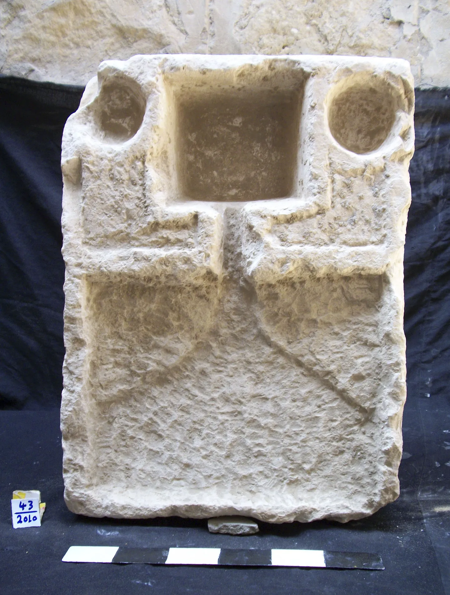 Ptahmesi hauakambrist leitud hauapanus