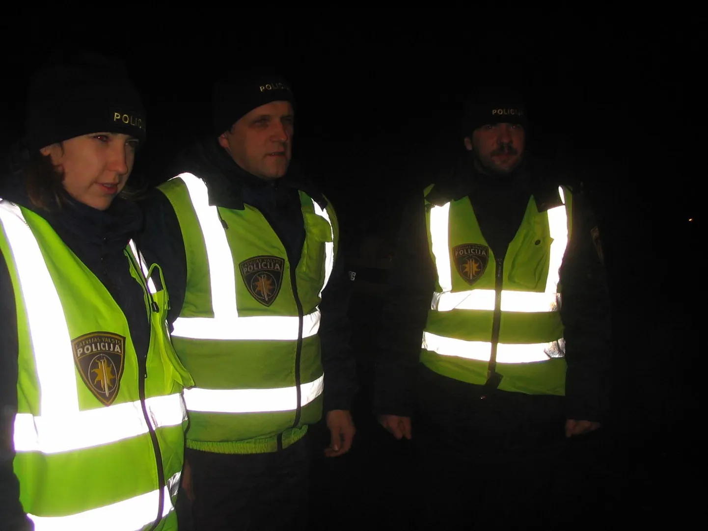Sel aastal on kahe riigi politsei ühistööna kasutatud autopatrulle. Alates 21. detsembrist võib Läti mundris politseinikku kohata ka Valga linnas jalgsipatrullides kõrvuti Eesti esindajaga. Ühise jalgsipatrulli marsruut hakkab läbima nii Valkat kui Valgat.