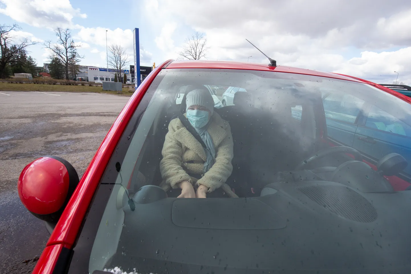 VILJANDI, EESTI, 04APR20
Kauplus. Näomask
ELMO RIIG/SAKALA