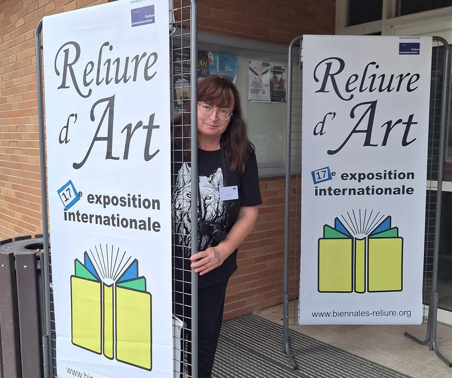 AUHINDA VÄÄRT: Saaremaa kunstnik Piret Männa Saint-Rémy-lès-Chevreuse'is.