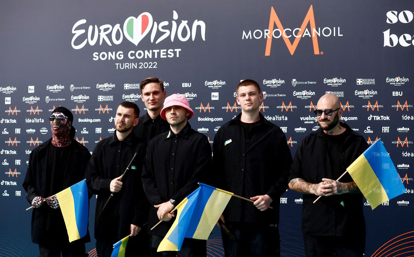 Ukraina räpibänd Kalush Orchestra poseerimas 8. mail 2022 Itaalias Torinos Eurovisiooni lauluvõistluse eel