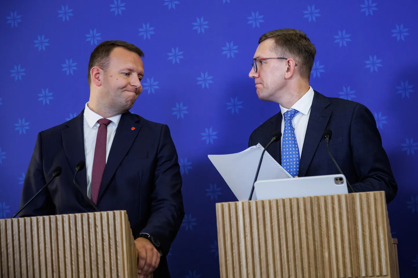 Peaminister Kristen Michal (paremal) ja siseminister Lauri Läänemets.