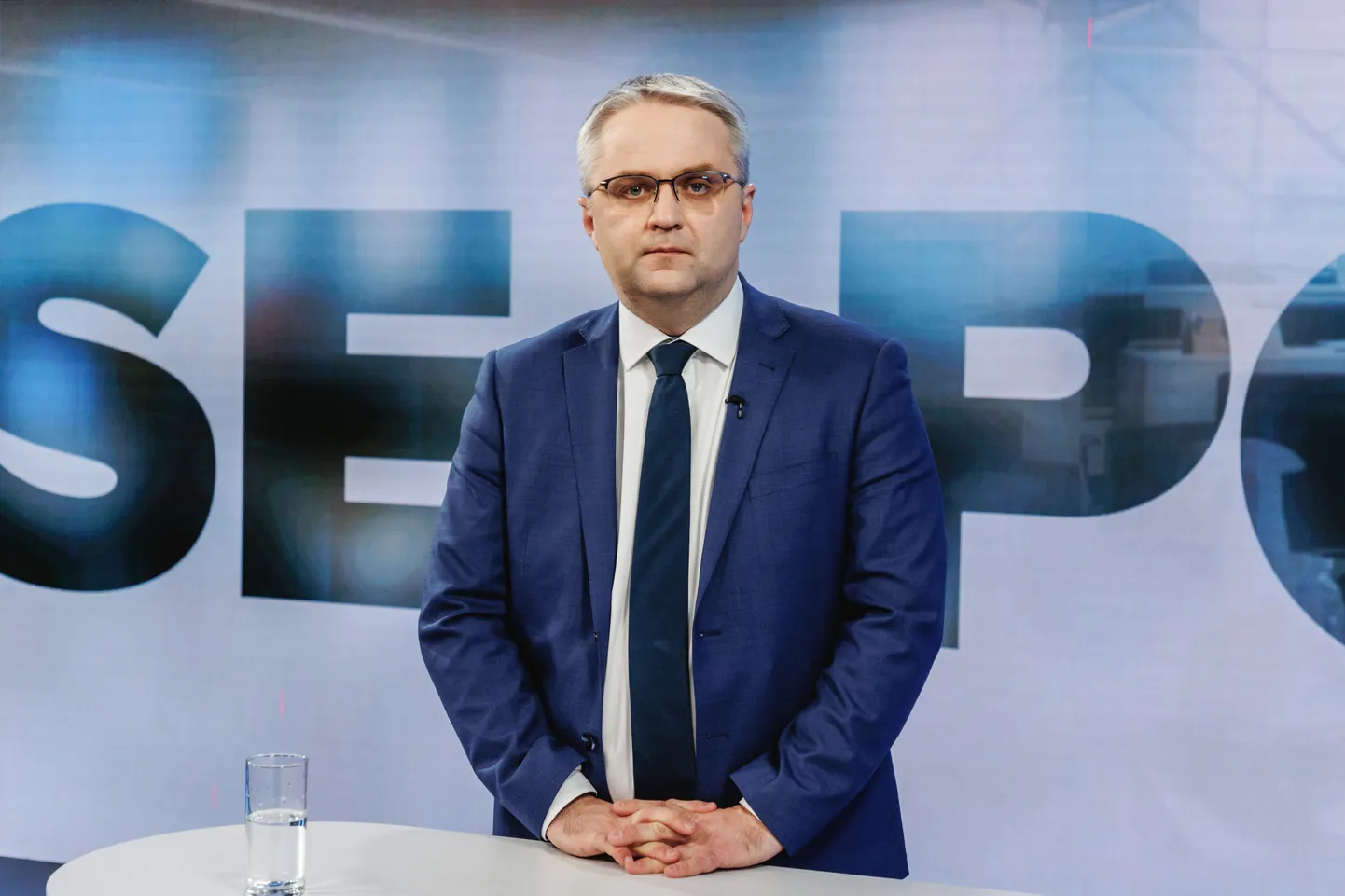 Янар Хольм, госконтролер