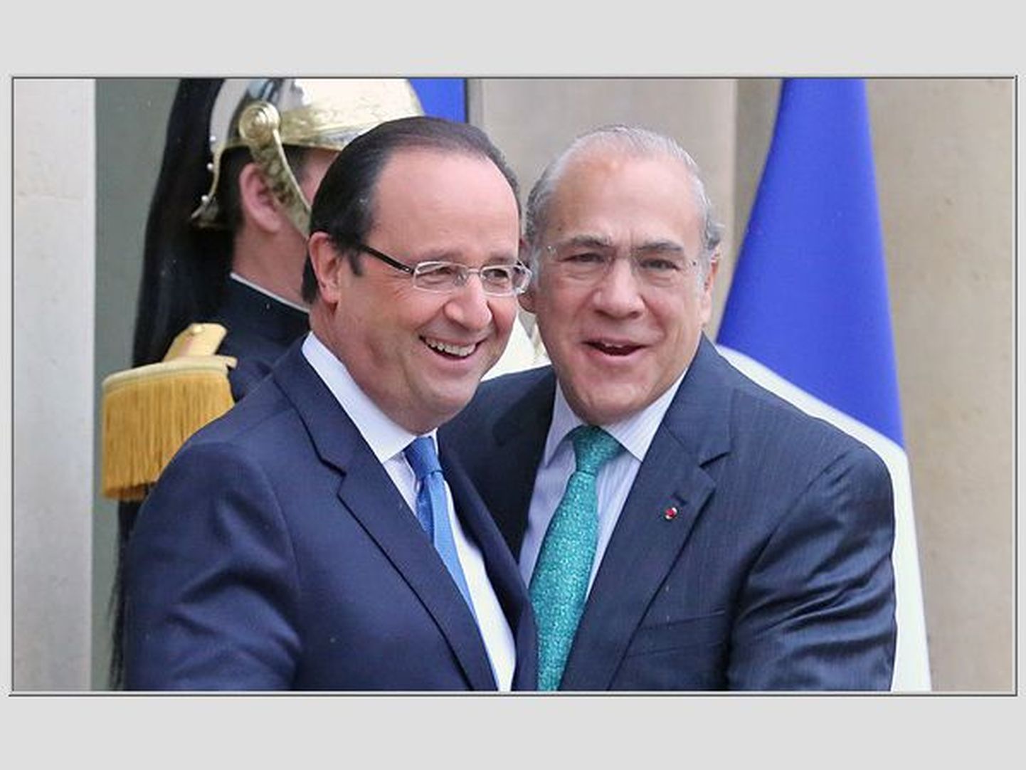 Prantsuse president Francois Hollande ja OECD peasekretär Angel Gurria (paremal).