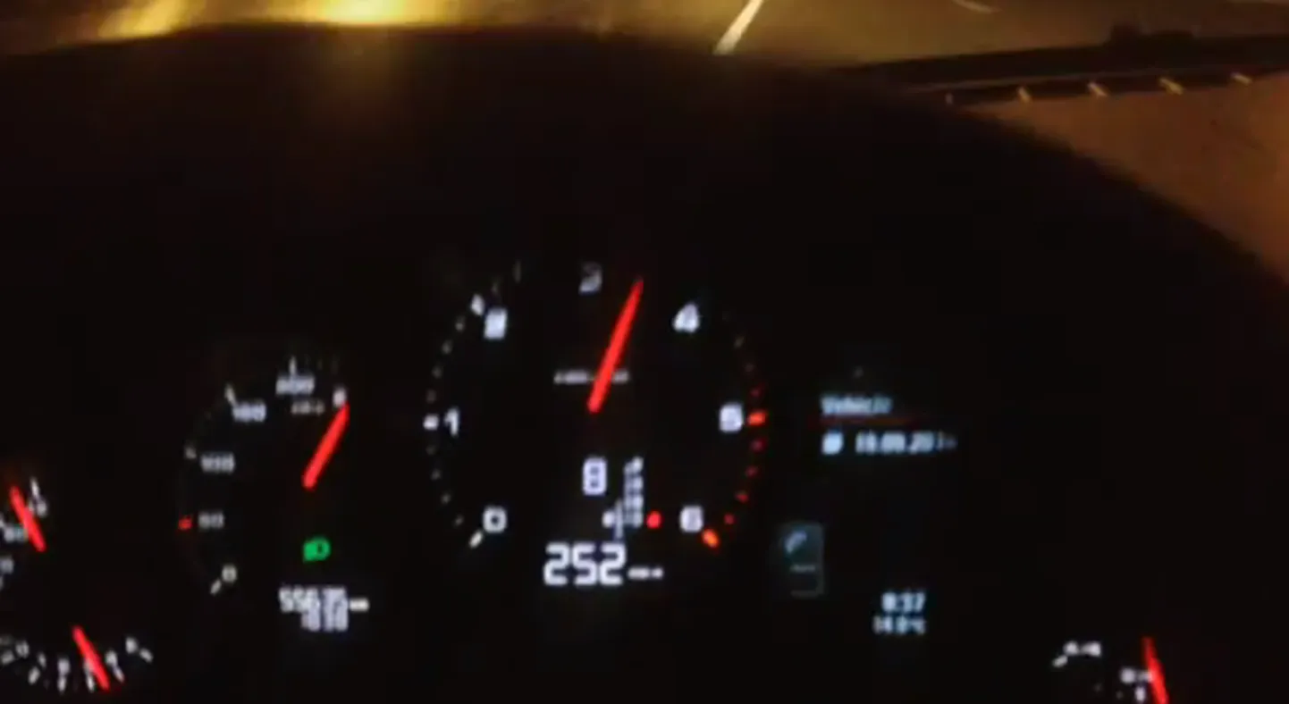 Beebilõust kihutas maanteel 250 km/h