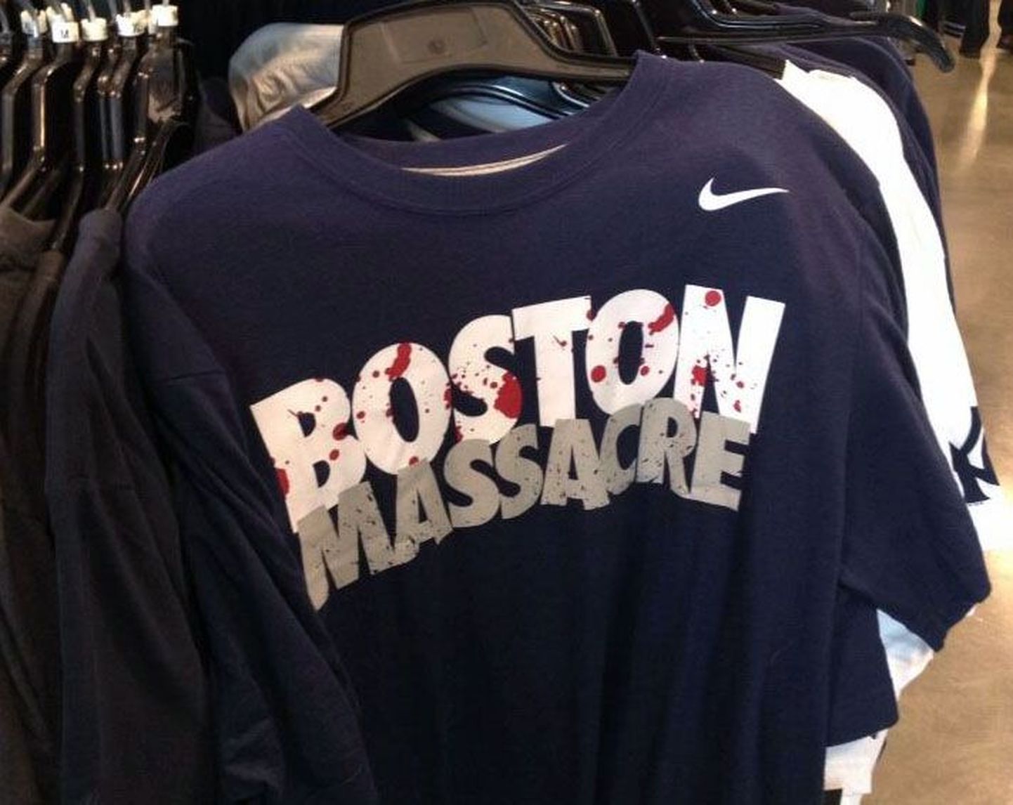 Nike võttis Boston Massacre T-särgid müügilt
