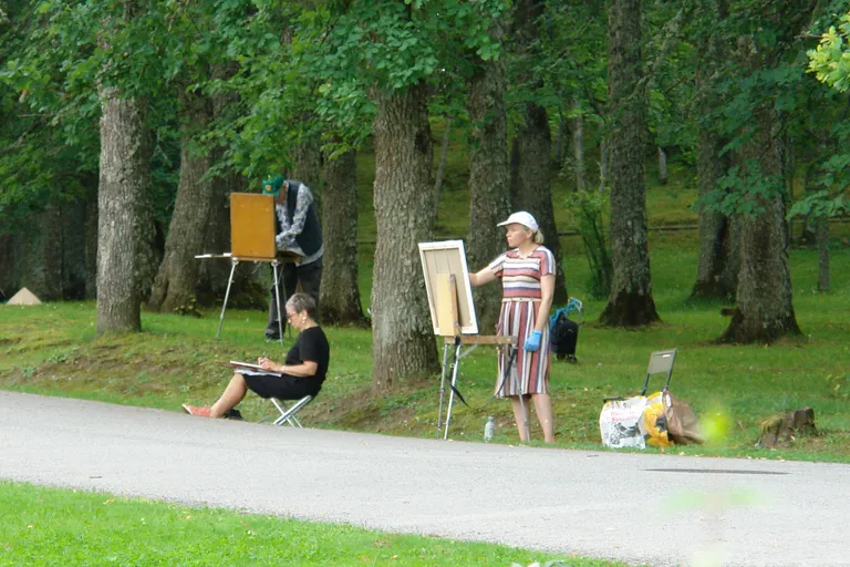 Ehkki kunstnikud maalisid kõrvuti, nägi igaüks neist ümbrust ise pilguga.