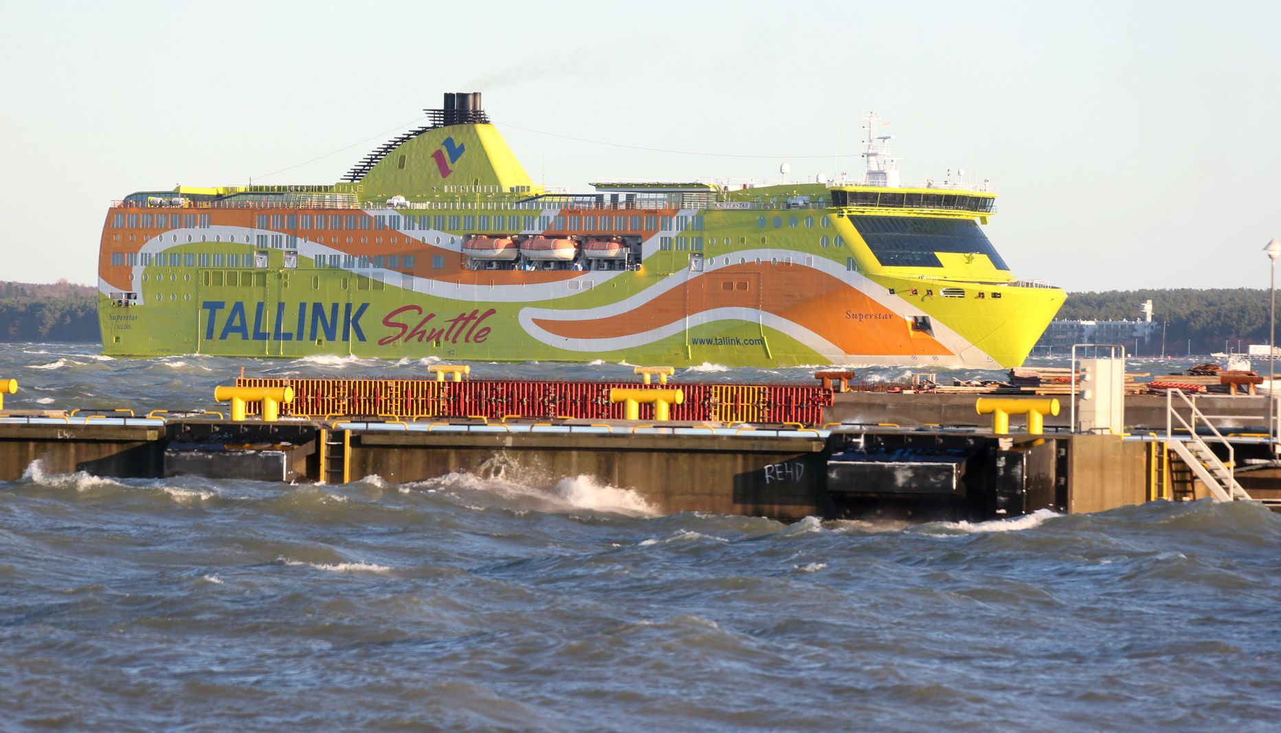 Tallinki Superstar sõidab Eesti ja Soome vahelist liini.