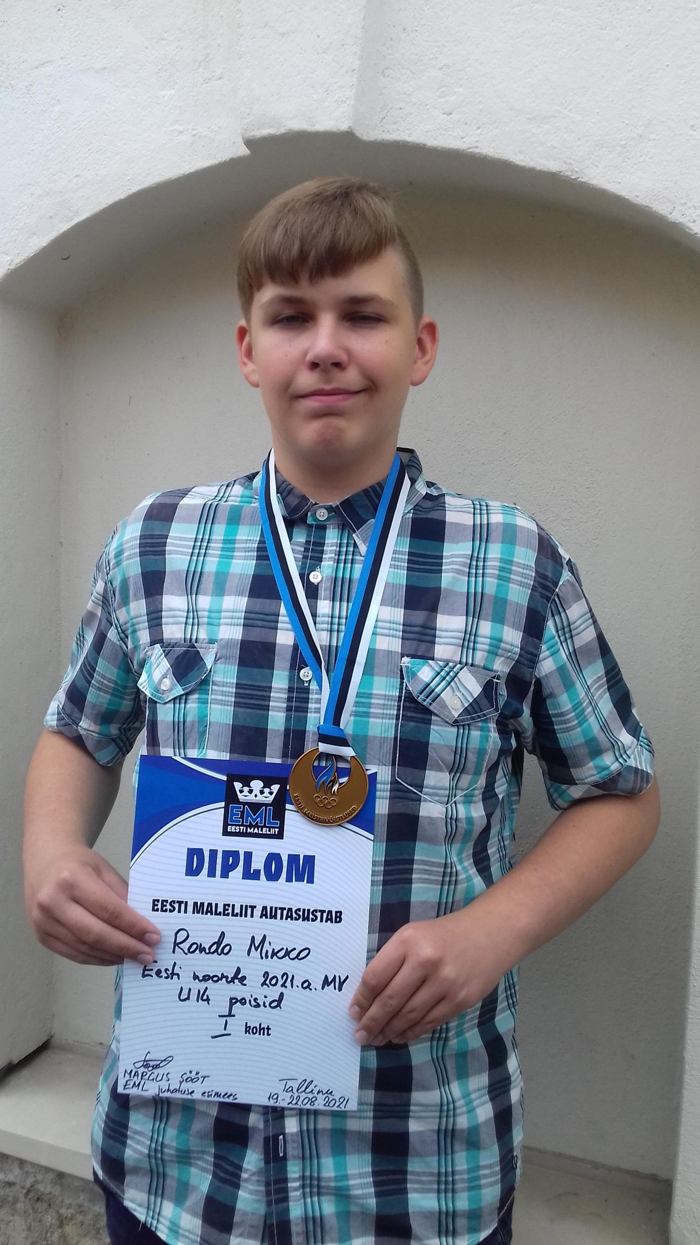Pärnu spordikooli õpilane Rondo Mikko saavutas U14 vanuseklassi noormeeste seas Eesti esivõistlustel esikoha.