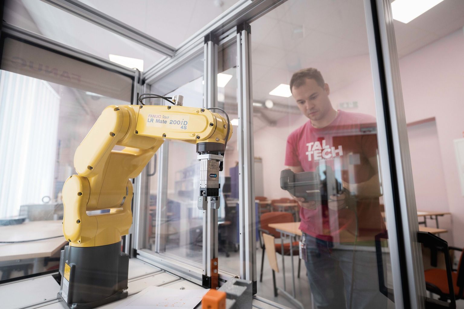 Robotite demopäeval esitletakse Virumaa kolledži laborites Fanuc, Kuka, Demec ja ABB tööstusroboteid