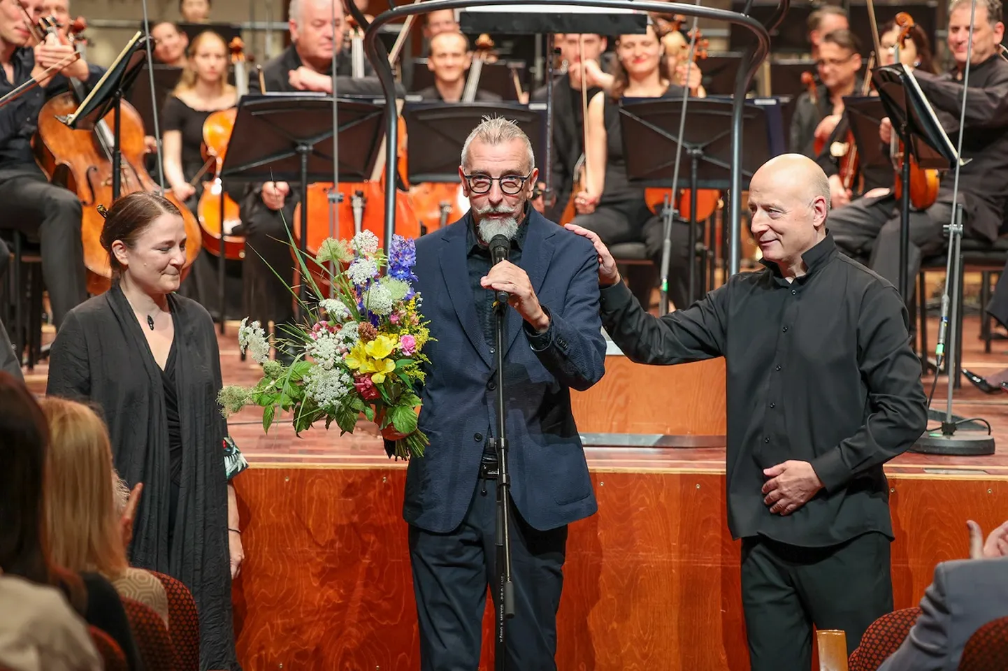 19. juulil anti Pärnu muusikafestivali teisel lõppkontserdil helilooja Erkki-Sven Tüürile üle Lepo Sumera nimeline heliloomingu preemia. Helena Tulve, Erkki-Sven Tüür ja Paavo Järvi.