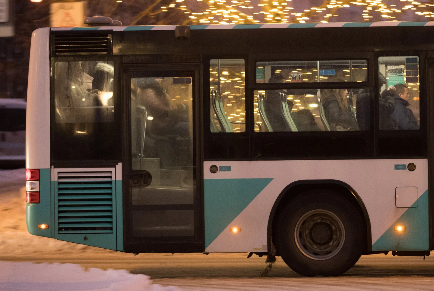 Автобус.
