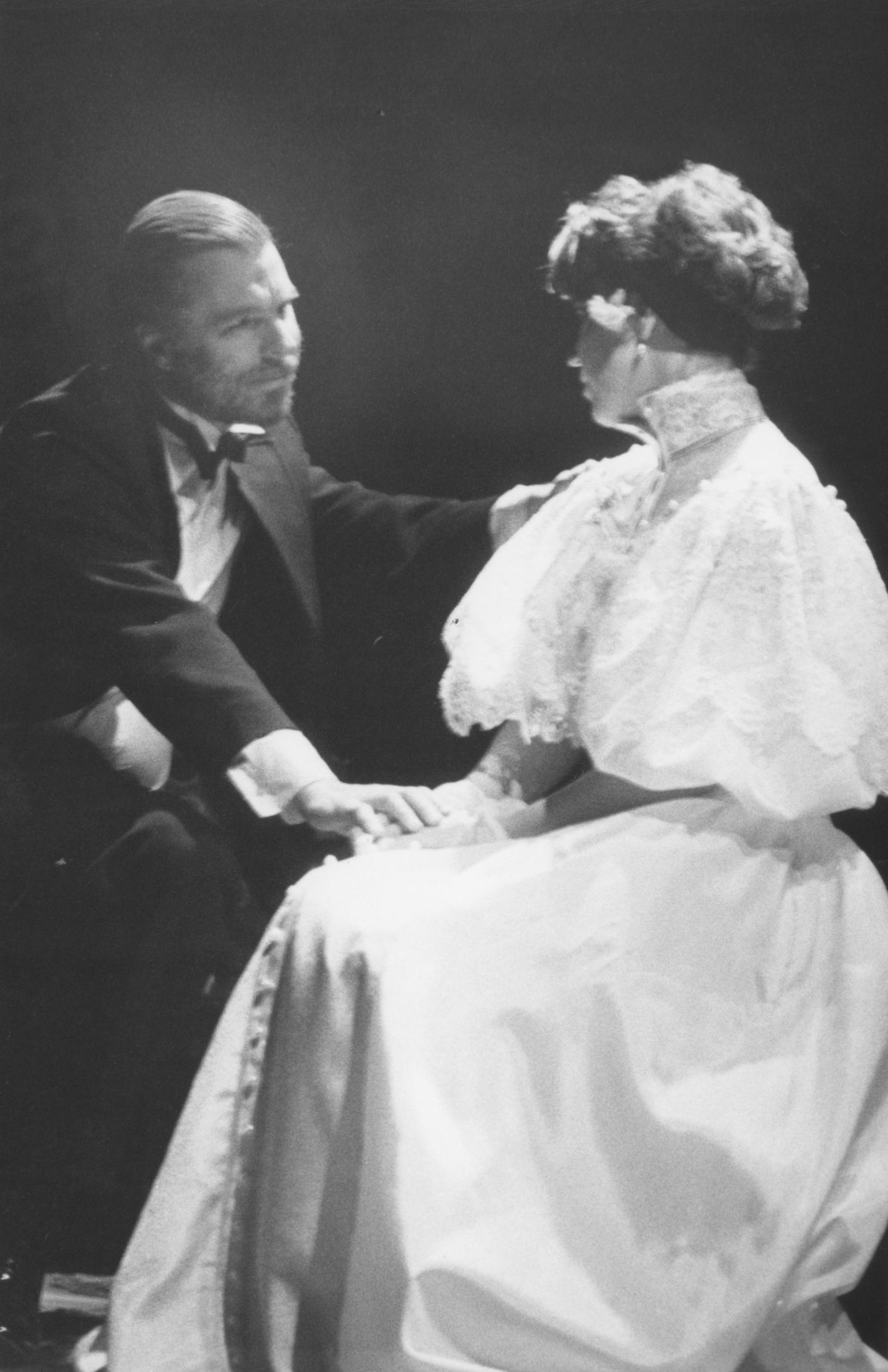 Maria Klenskaja ja Martin Veidemann 1993. aastal Eesti Draamateatri lavastuses «Gertrud». FOTO: Gunnar Vaidla