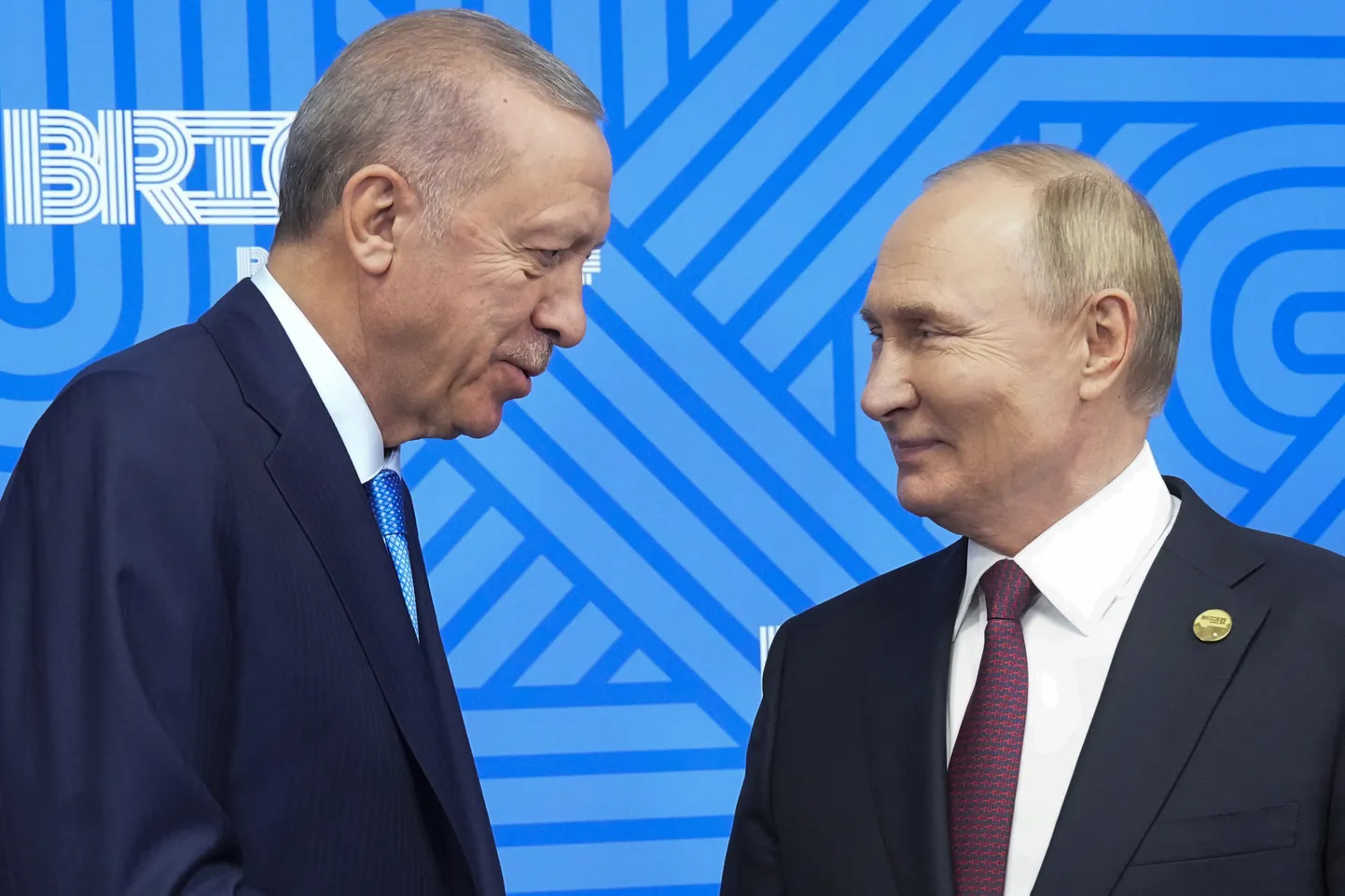 Türgi president Recep Tayyip Erdoğan kohtumas Venemaa autoritaarse riigipea Vladimir Putiniga Venemaal Kaasanis BRICSi tippkohtumisel 23. oktoobril 2024. aastal.