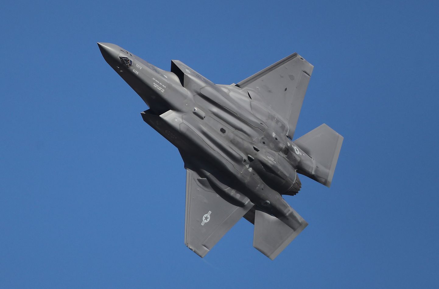 USA õhujõudude Lockheed Martin hävituslennuk F-35A. Pilt on illustreeriv