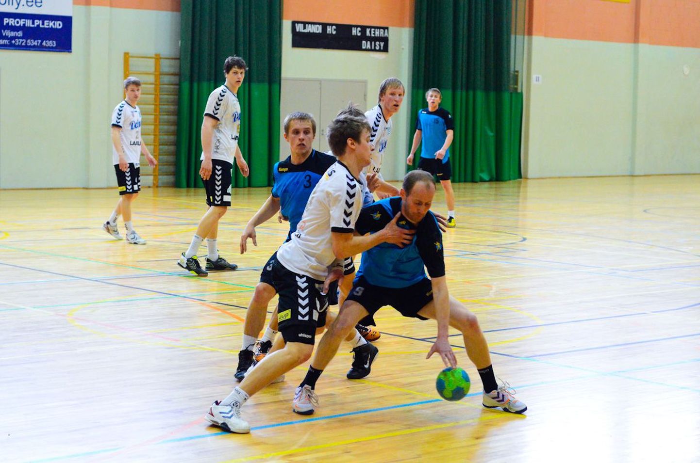 Viljandi käsipallimeeskond pidi pühapäeval tunnistama HC Kehra / Daisy paremust.