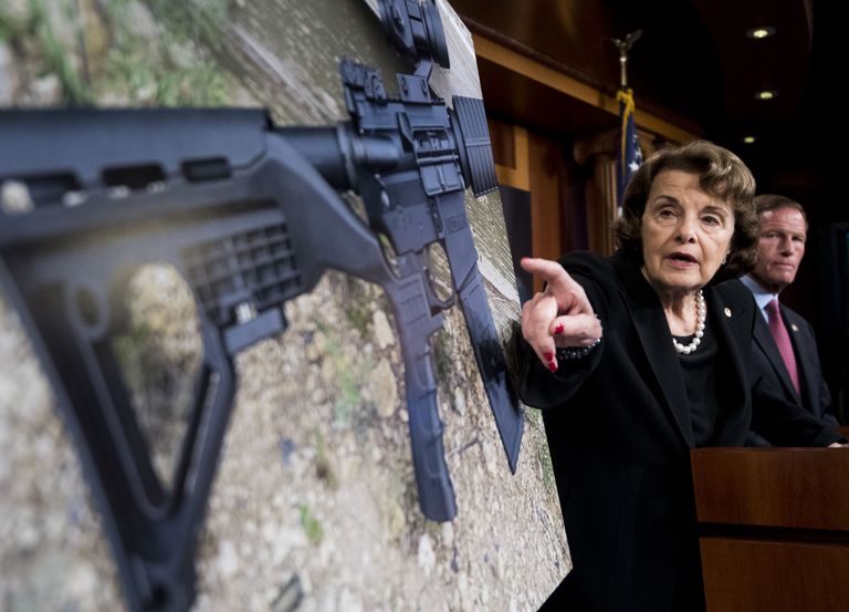 California senaator Dianne Feinstein relvamodifikatsioonide keelamisest rääkimas. /Bill Clark/CQ-Roll Call/Sipa USA/Scanpix.