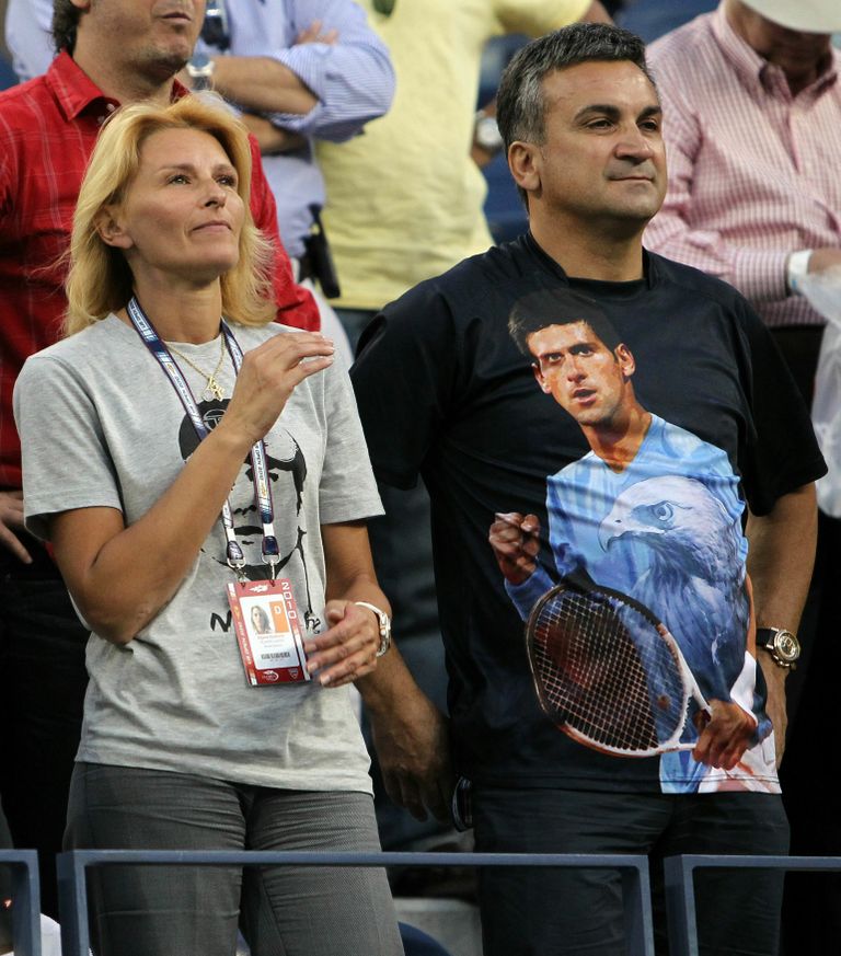 Serbia tennisehiilguse Novak Djokovici vanemad Dijana Djokovic ja Srdjan Djokovic pojale kaasa elamas. Aasta 2010 US Openi poolfinaal Šveitsi legendi Roger Federeri vastu.  