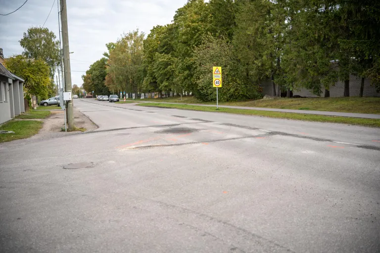 Ilvese ja Raba tänava ristmikul juhtus raske liiklusõnnetus.