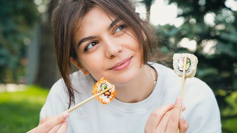PIKAEALISUSE SALADUS ⟩ Jaapanlaste 7-sammuline rituaal, mida järgida igal söögikorral