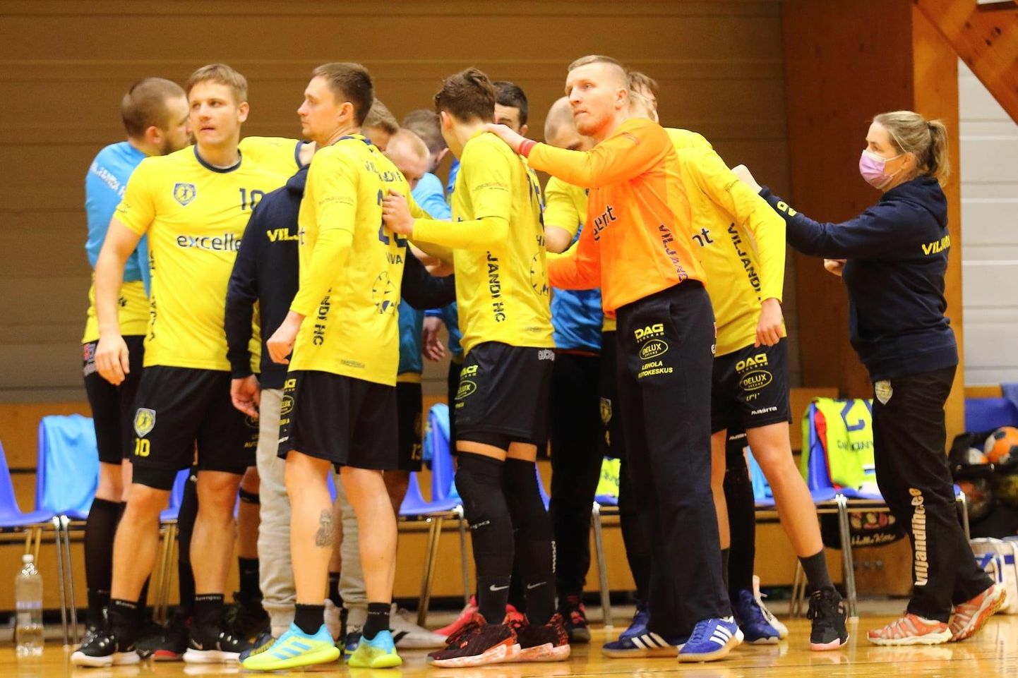 Viljandi HC pani kokku tugeva tiimi ja osaleb sel hooajal neljas sarjas. Täna ootab teda ees esimene Eesti meistriliiga kohtumine: kodusaalis astub talle vastu HC Kehra/Horizon Pulp & Paper.