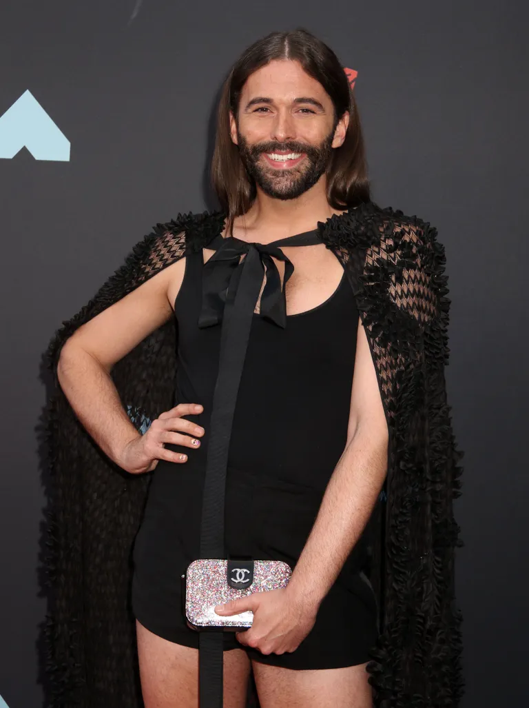 Netflixi «Stiilne viisik» staar Jonathan Van Ness 2019. MTV muusikaauhindade punasel vaibal.