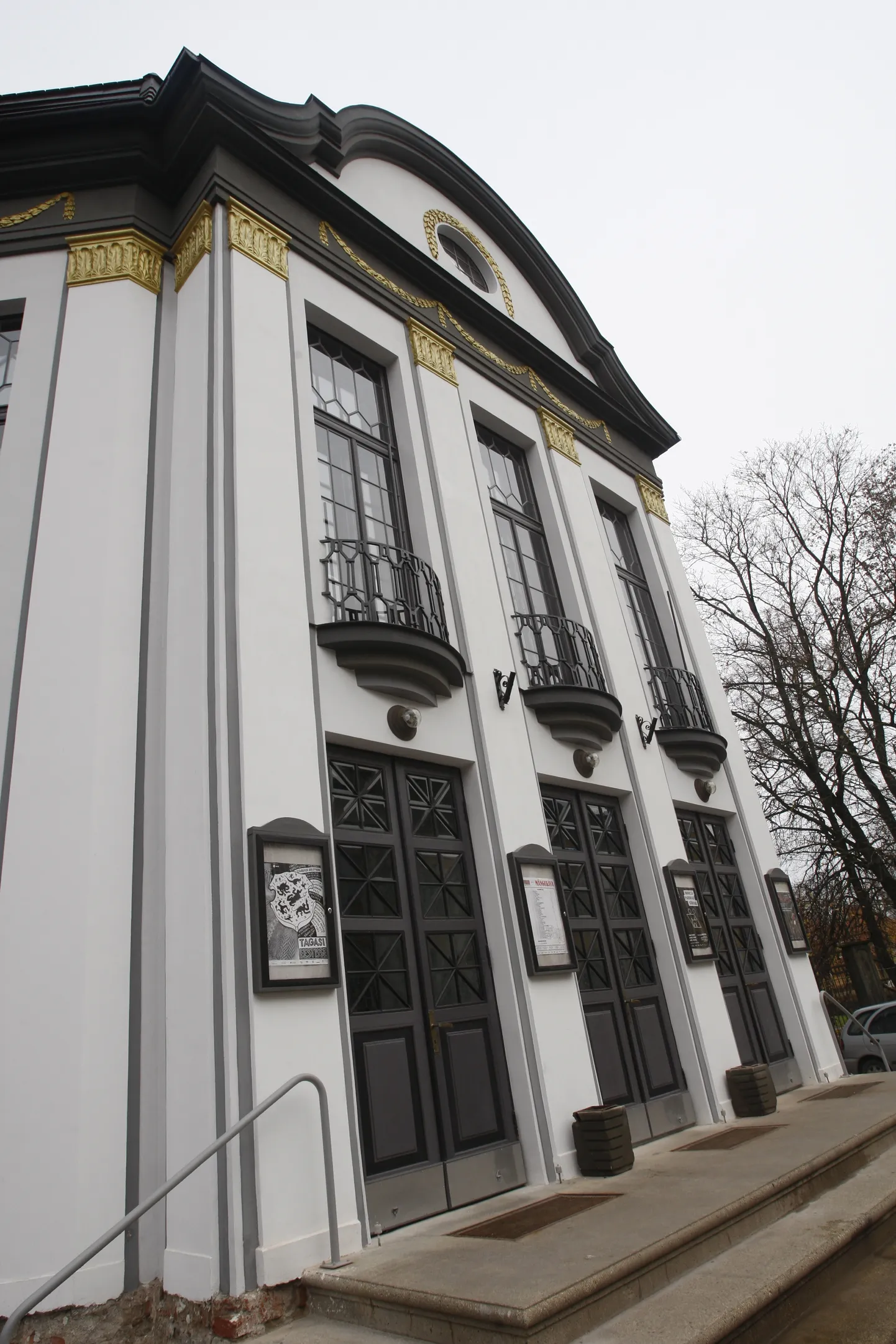 Vanemuise väike maja.