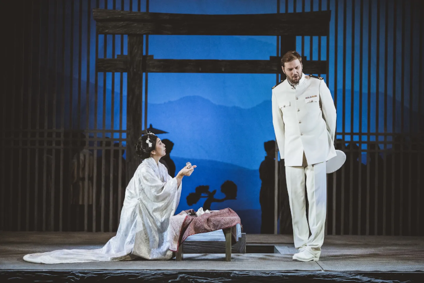 Madama Butterfly (Hiromi Omura) ja Pinkerton (Rafal Bartminski).