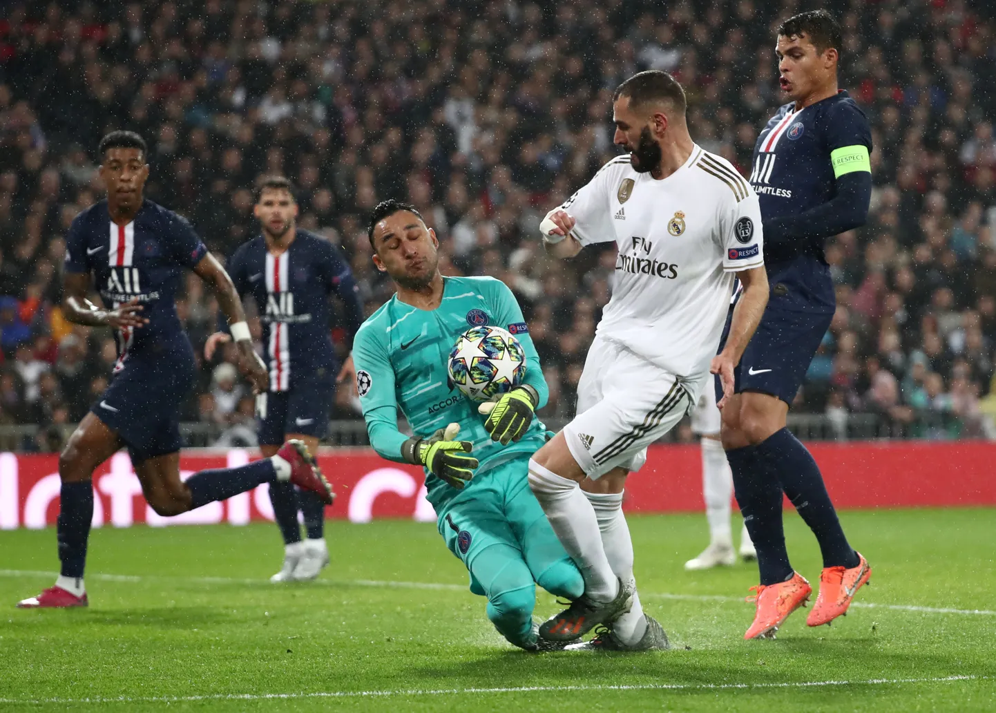 Real Madrid v Paris St Germain