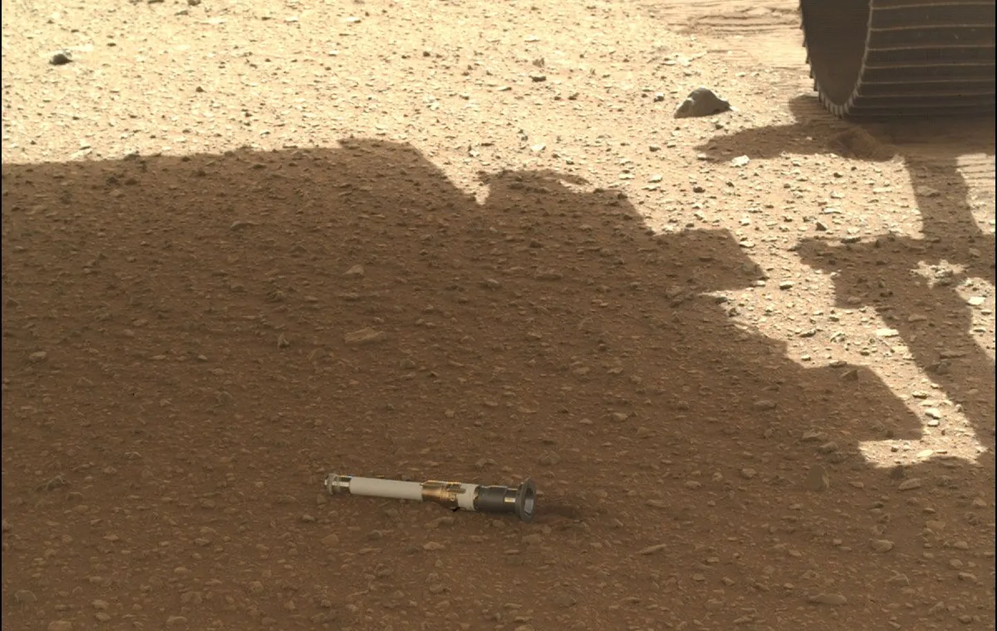 Titaanist kapslis on Marsikulguri Perseveranse võetud pinnasproovid, mida aastate pärast saab Maal uurima hakata, kui kapslile uus kosmosemissioon järele saadetakse.