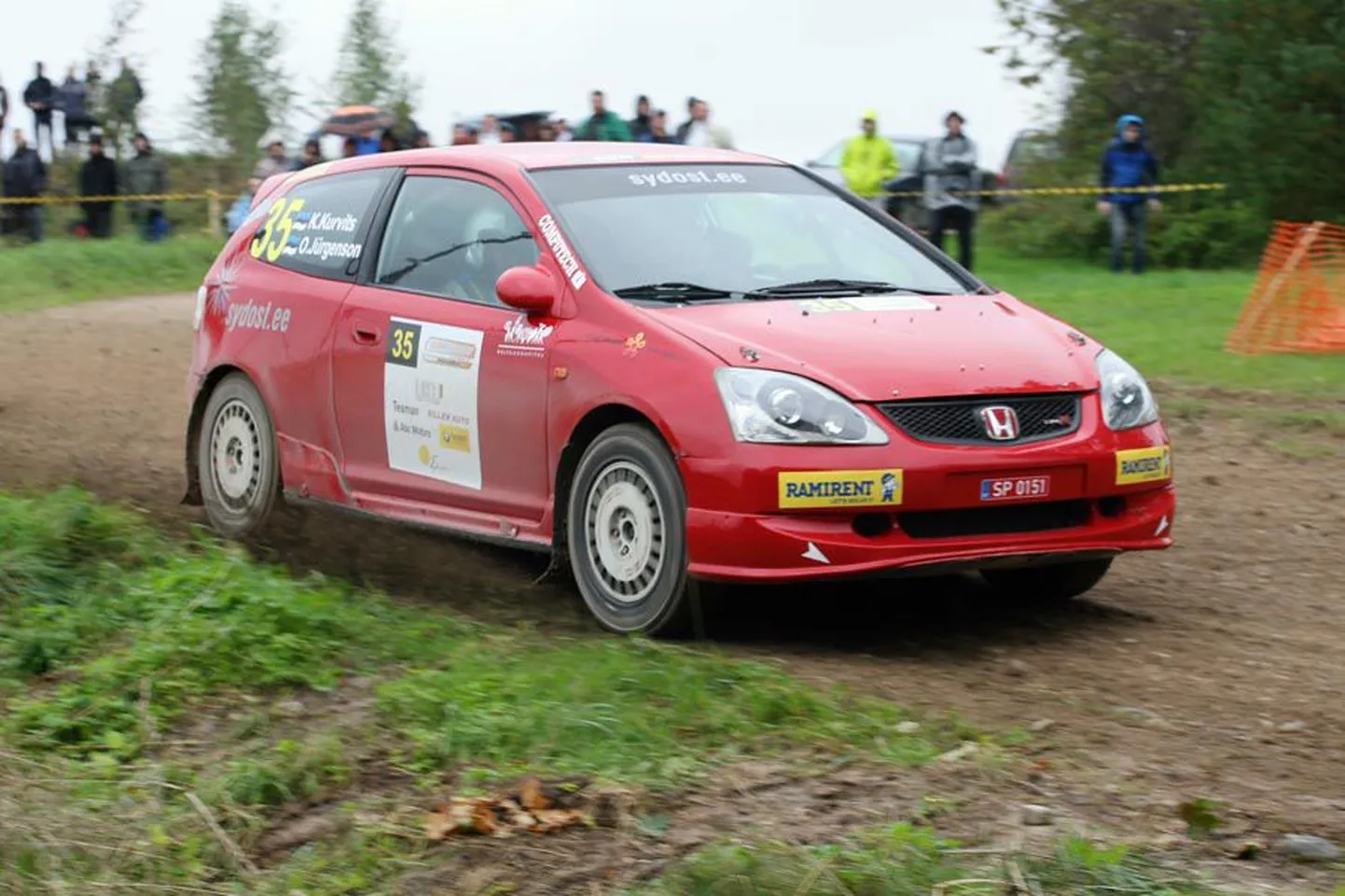 Pärast pikka võistlus­pausi Mulgi rallil osale­nud Kaarel Kurvits loodab tuleval hooajal rohkem võistelda.