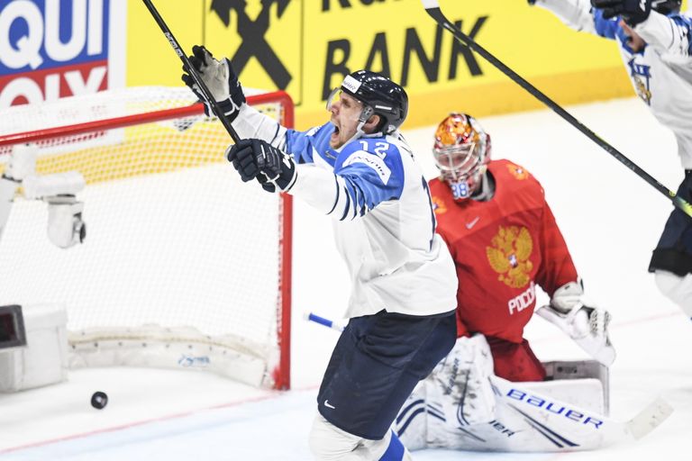 Марко Анттила поразил ворота сборной России и принес победу Финляндии