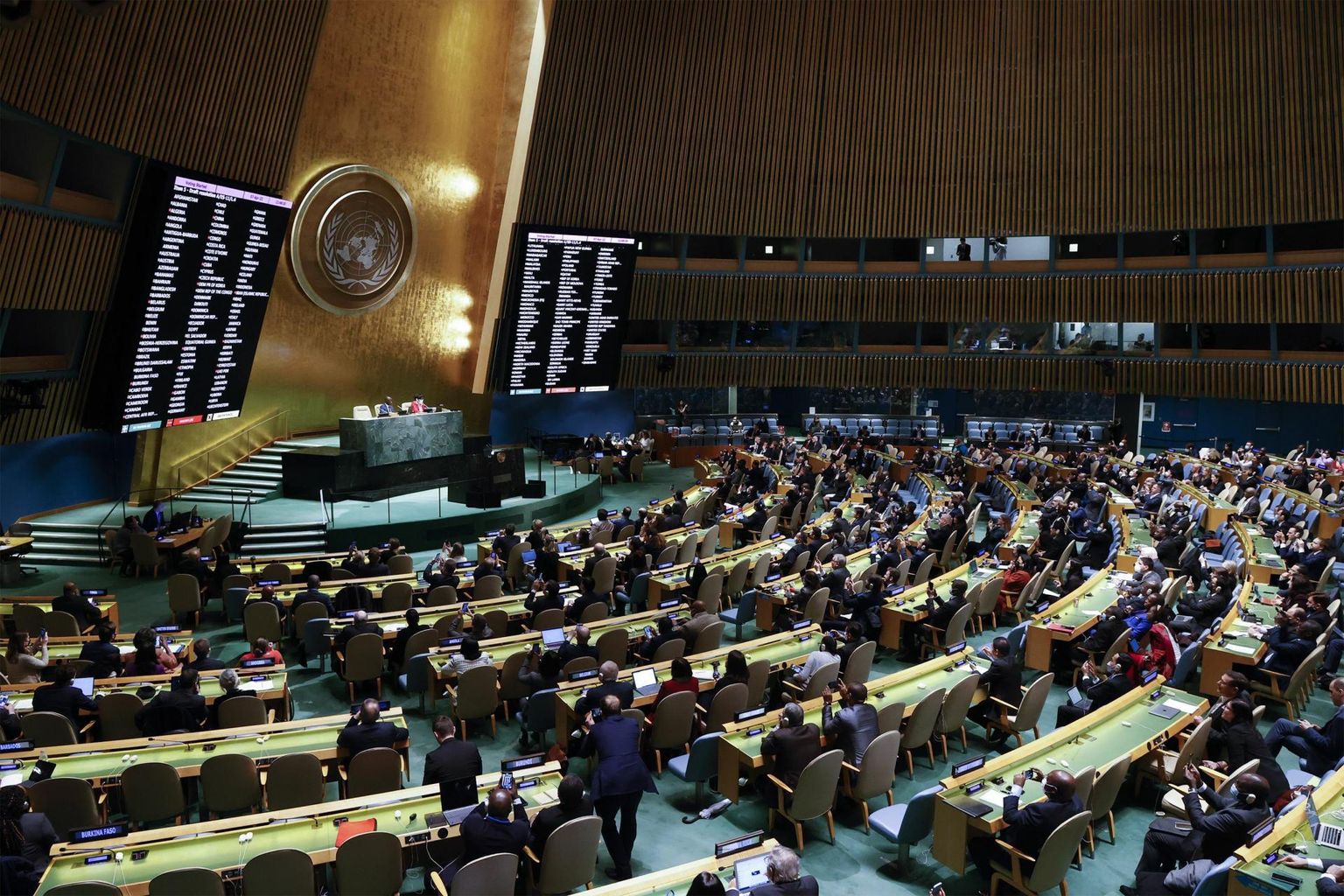 ÜRO Peaassamblee hääletus, millega otsustati lõpetada Venemaa liikmesus inimõiguste nõukogus.

 