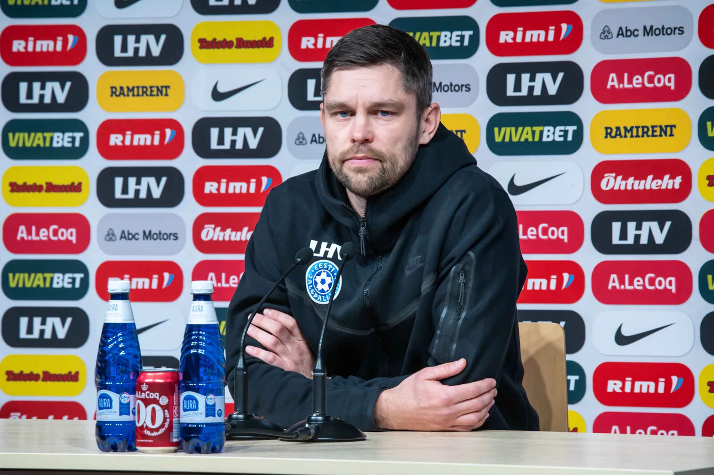 Koondise peatreener Jürgen Henn.